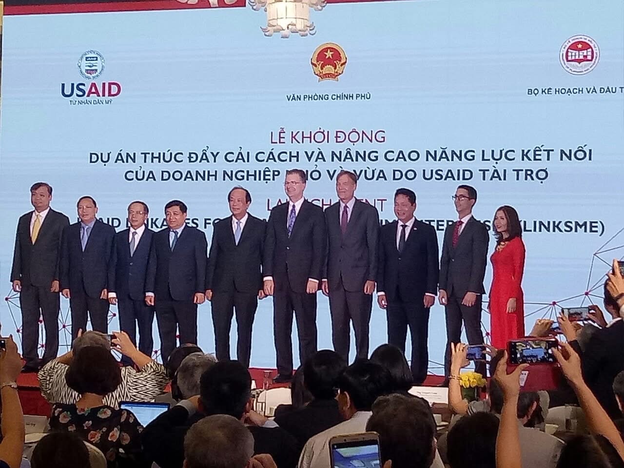 Tham dự Lễ khởi động dự án hỗ trợ doanh nghiệp nhỏ và vừa do USAID tài trợ